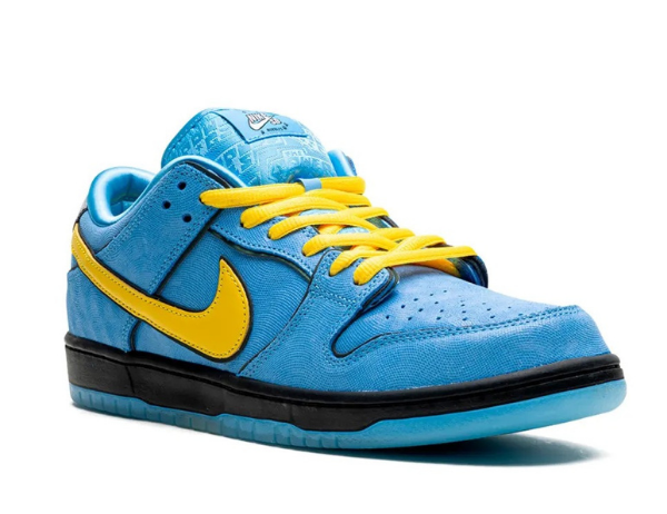 Nike x Powerpuff Girls SB Dunk "Bubbles" sneakers