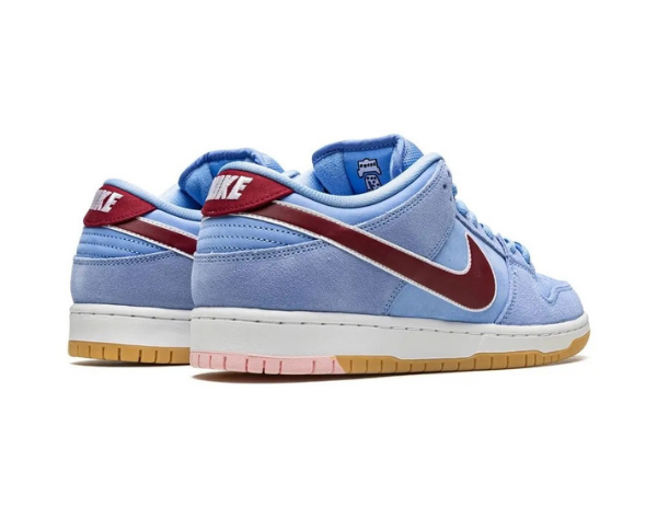 Nike SB Dunk Low "Phillies" sneakers