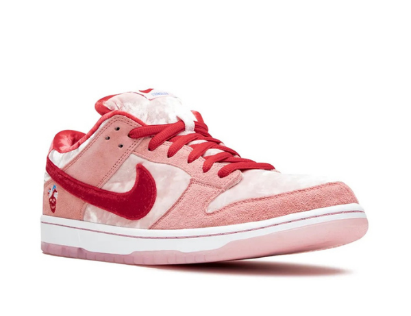 Nike SB Dunk Low Pro "Strangelove" sneakers