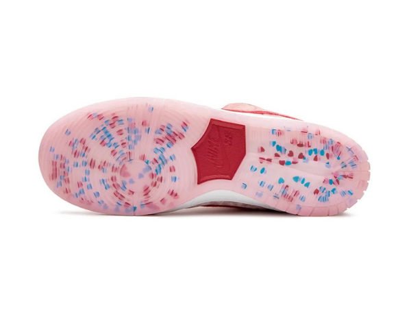 Nike SB Dunk Low Pro "Strangelove" sneakers