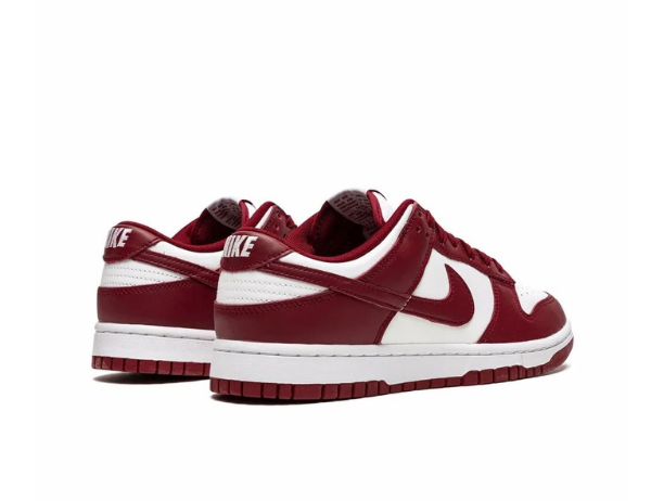 Nike Dunk Low ‘Bordeaux’